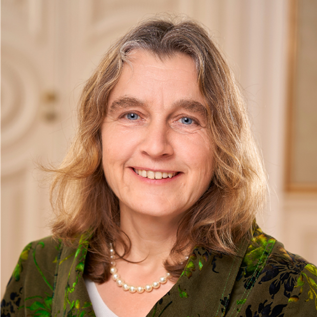Prof. Dr. Iris Lewandowski