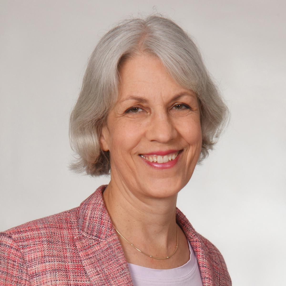 Dr. Barbara Navé